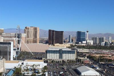 Luxury Suites International At The Signature