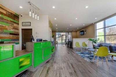 Quality Inn & Suites Elgin