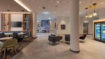 Holiday Inn Express and Suites Potsdam