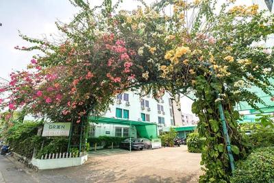Green Apartment Kaset by ZUZU