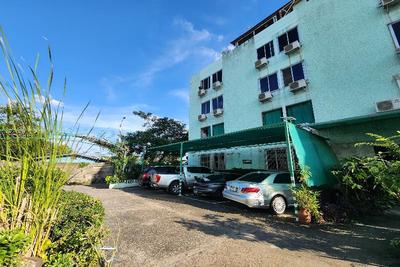 Green Apartment Kaset by ZUZU