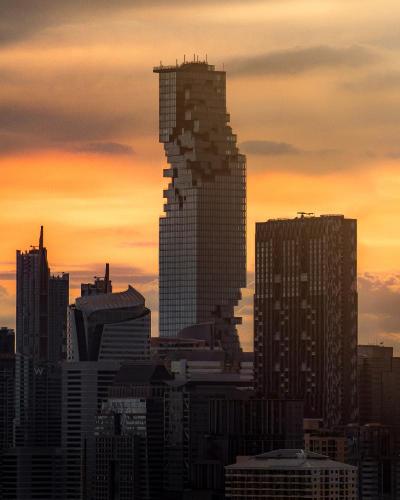 The Standard, Bangkok Mahanakhon