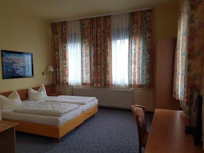 TRAUBE Hotel Ã–ffingen