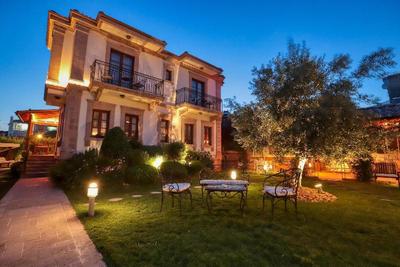 Taş Bahçe Otel Cunda