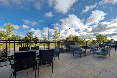 Holiday Inn Express & Suites Detroit - Dearborn