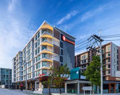 Travelodge Phuket Town