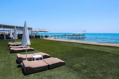 Banana Beach Hotel