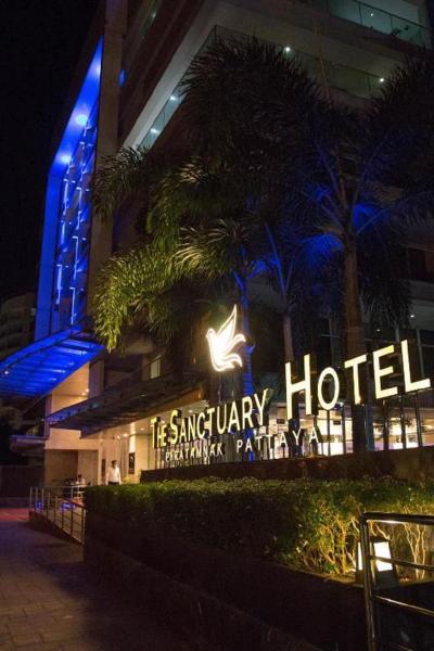 The Sanctuary Resort Pattaya BW Signature