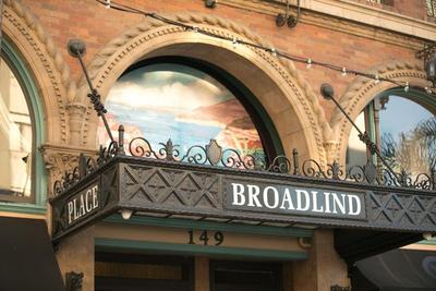 The Historic Broadlind Hotel at Long Beach Conven
