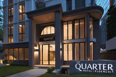 The Quarter Ploenchit by UHG