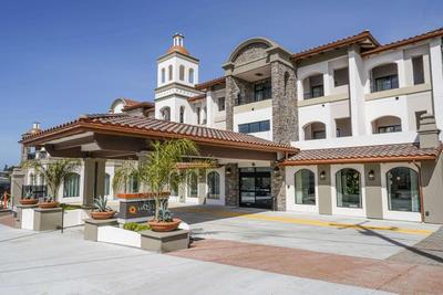 La Quinta Inn & Suites by Wyndham Santa Cruz
