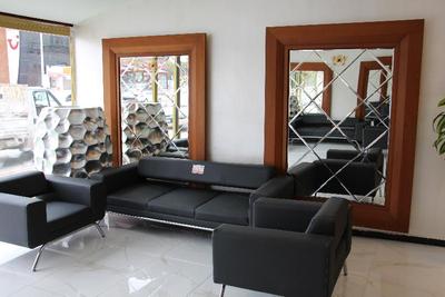 Grand Niki Hotel