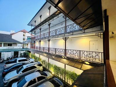 INN Kham Apartment by ZUZU