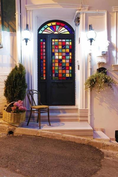 The White Swan Suites Beyoglu