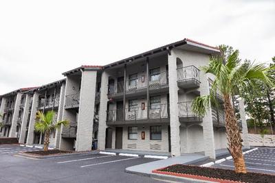 Bhagat Hotels Stone Mountain Atlanta BW Signature