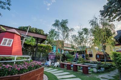 See Sky Resort by ZUZU