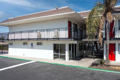 Econo Lodge Stockton near I-5 Fairgrounds