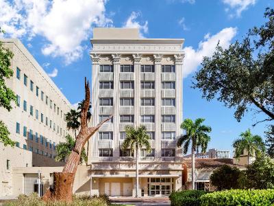 The Banyan Hotel Fort Myers, Tapestry Collection B