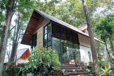 Bhupimarn Garden House by ZUZU