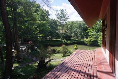 Bhupimarn Garden House by ZUZU