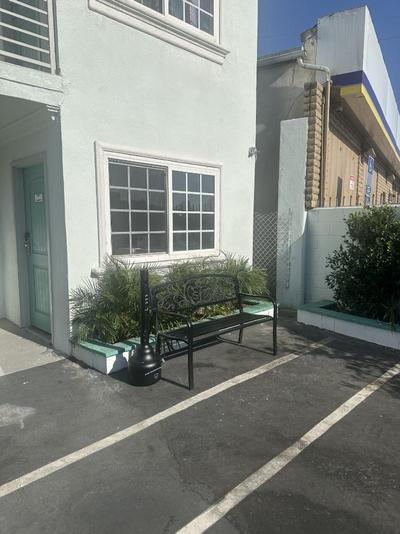 Super 8 by Wyndham Oceanside Downtown