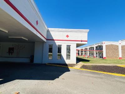 Travelers Place Inn & Suites