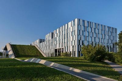 Stellaris Apartment Hotel