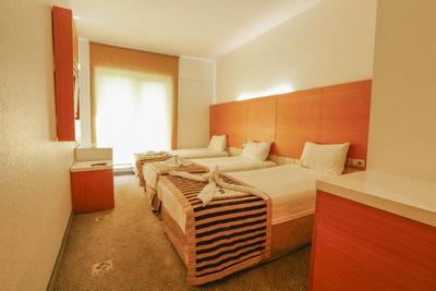 Nuzhet Hotel