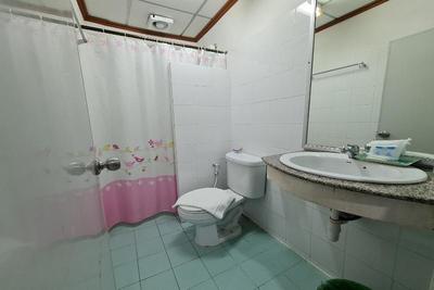 Phu Nga Hotel by ZUZU