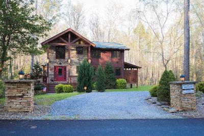 Cub Creek Lodge - Three Bedroom Cabin