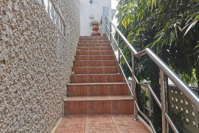 Samiya Guesthouse by ZUZU