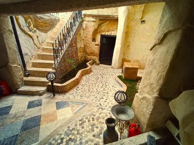 Stone Age Hotel