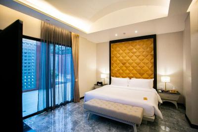 Phukalini Luxury Pool Villa & Onsen