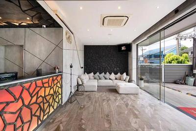 The NG Hotel by ZUZU