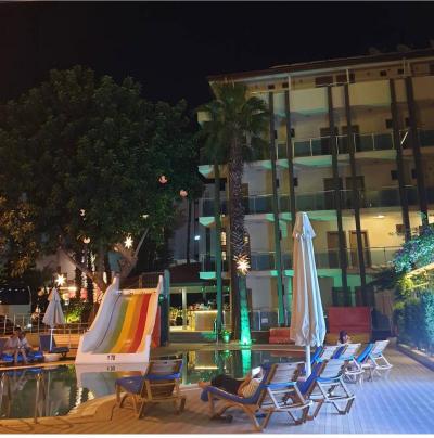 Astoria Life Hotel