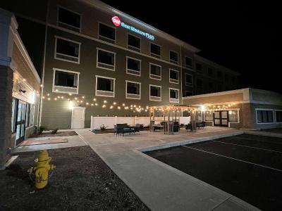 Best Western Plus Horseheads Inn and Suites