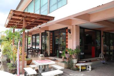 OYO 75408 Tipsiri Place