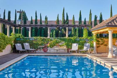 The Lodge at Healdsburg, Tapestry Collection by Hi