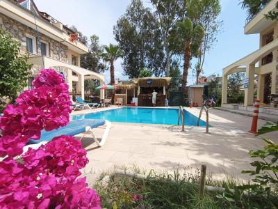 Çilek's Apart Otel