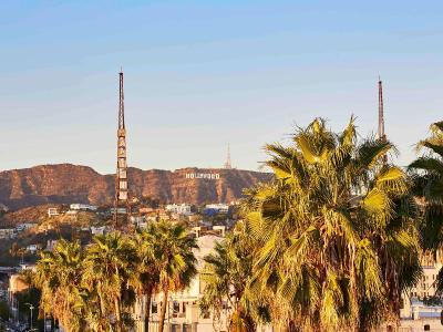 Hollywood Volume, a Tribute Portfolio Hotel