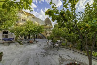 Helen Cave Suites