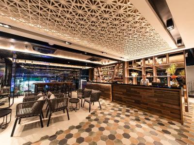 Blackwoods Hotel Pattaya (sha Extra Plus)