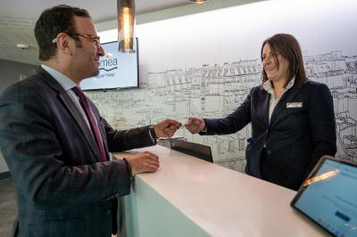Nemea Appart'Hotel Levallois Perret