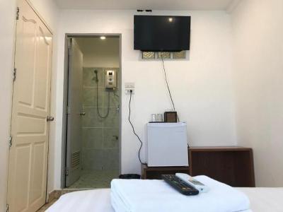 Jellyfish Hostel