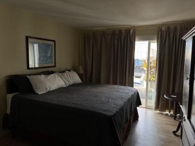 Ships Inn Hotel