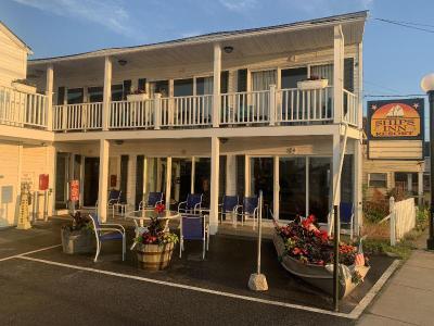 Ships Inn Hotel