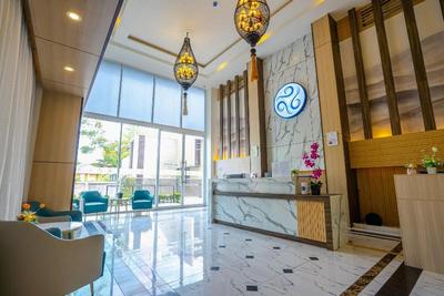 Ht9 Hotel