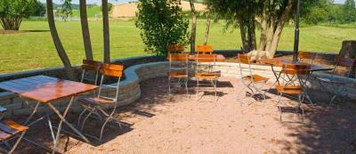 Moness Hotel Und Kaffeera Sterei