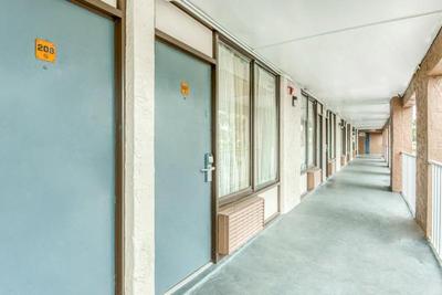 Rw Hotel