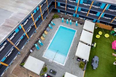 Heights House Hotel, Ascend Hotel Collection